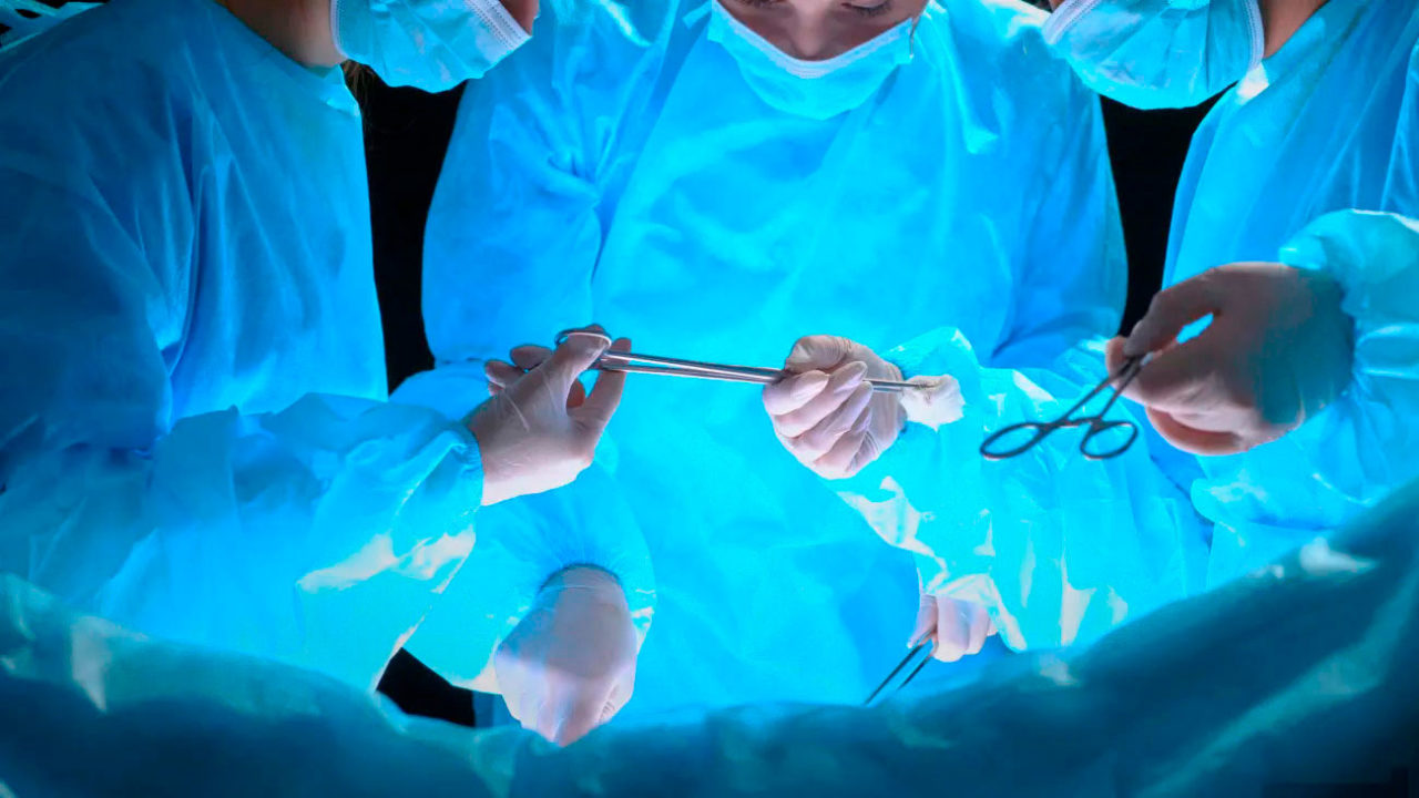 Абдоминальный хирург